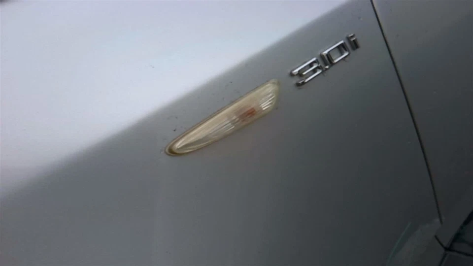 Driver Corner/Park Light Side Marker Clear Lens Fits 04-10 BMW X3 31317754 - Image 1 of 4