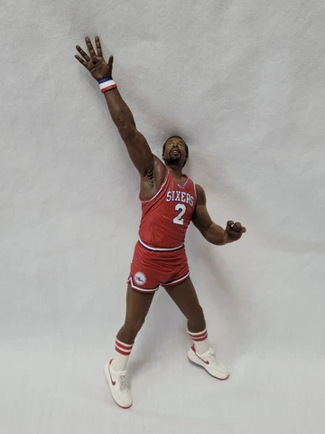 McFarlane Philadelphia 76ers Sizers NBA Loose Figure - Moses Malone # 2 Cover