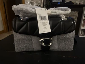 NUEVO - Coach - Bolso de hombro atigrado 20 - acolchado de almohada negro - correa de cadena - Imagen 1 de 5