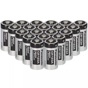 20 batterie Panasonic 3V CR123A DL123A CR17345 ultra litio foto bulk - Foto 1 di 6