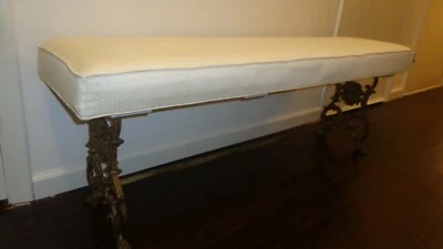 Banco grande de hierro fundido tamaño dormitorio/cama estilo Hollywood Regency? Art Nouveau?  Foto 1 de 4