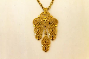 Vintage signierte Krone Trifari Gelenk 3" Anhänger goldfarben - Bild 1 von 6