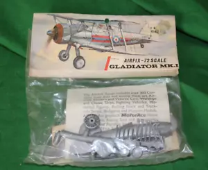 VINTAGE AIRFIX RED STRIPE GLOSTER GLADIATOR MKI BAGGED MODEL KIT 1/72 #082 - Picture 1 of 1