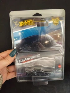 HOT WHEELS MODERN CLASSICS NISSAN SKYLINE GT-R R32 PANDEM CHASE PREMIUM - Picture 1 of 3