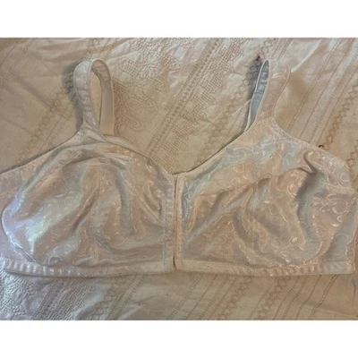 Just My Size by Hanes White Full Figure Easy On Front Close Wirefree Bra, 54DD - Image 1 of 4