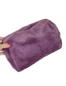 Bolsa de cosméticos de felpa púrpura con cremallera - Imagen 1 de 17