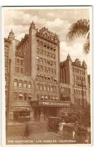 Tarjeta postal fotográfica vintage de teatro THE AUDITORIUM RPPC California THE AUDITORIUM de los años 20 - Imagen 1 de 2