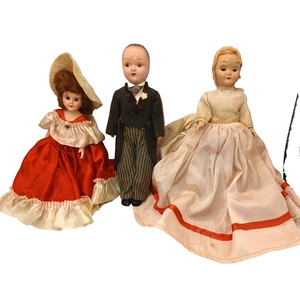 Lote de 3 muñecas de plástico vintage ojos dormidos piernas congeladas hombre y 2 mujer TLC - Imagen 1 de 13