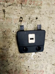 CONNETTORE PRESA USB CHEVROLET CAPTIVA LTZ VCDI E5 4 DOHC 2011-2023 20998504 - Foto 1 di 5