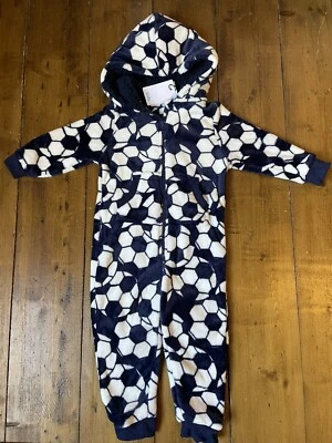 Nuevo con etiquetas Conjunto de pijama polar todo en uno para niños 1e 4-5 años fútbol Navidad Foto 1 de 4