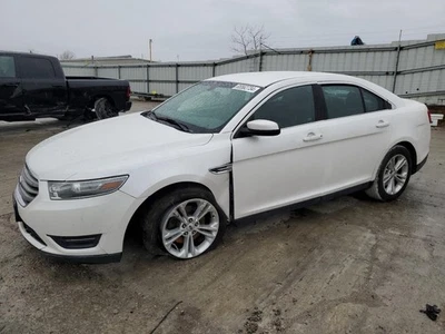 Conjunto de limpador de ar usado serve: 2013 Ford Taurus 3.5L sem turbo grau A - Imagem 1 de 4