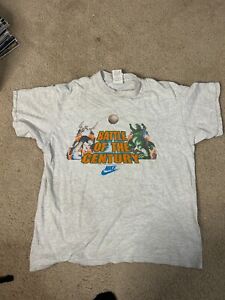 Nike Charles Barkley VS Godzilla Mens T-Shirt Medium Battle Of The Century 1990s