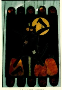 Scared Stiff Penny Rug Wool Pattern Whimsy Primitive Folk Cat Pumpkin Crows - Picture 1 of 3