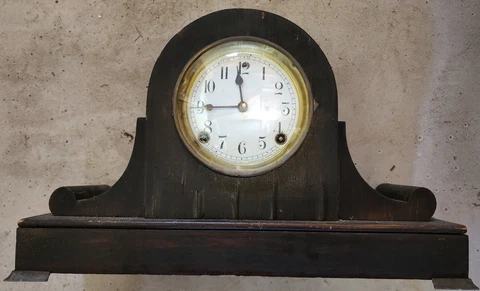 Mantel Clock By The Sessions Clock Co PREOWNED VINTAGE Cover