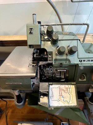 YAMATO DCZ-361-D1 Overlock Serger 5-Thread Industrial Sewing Machine Head  JAPAN - Image 1 of 4