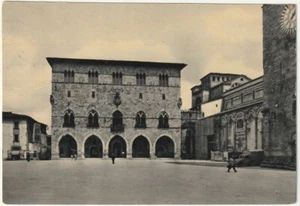 PISTOIA - IL PALAZZO DEL COMUNE - VIAGG. 1957 -64303- - Picture 1 of 1