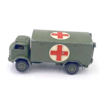 Dinky Toys 626 Ambulanza militare ambulance 1/43 made in UK vintage modellino - Immagine 1 di 4