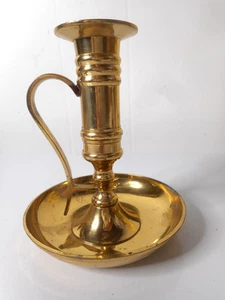 Vtg Brass Chamberstick Candleholder Drip Tray Hook Handle 4 1/2" T - 3 3/4" W - Picture 1 of 13