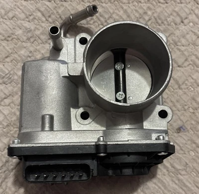 Cuerpo del acelerador con sensor para Nissan Altima Rogue Sentra 2007-2012 2,5 L 16119-JA00A Foto 1 de 4