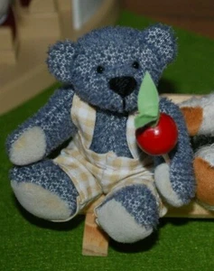 Künstlerteddy von Meyenbären, Miniteddy, ca. 13 cm mit Liebesapfel, OOAK, NEU - Bild 1 von 3