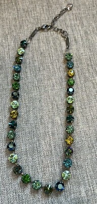 Gargantilla divertida Sabika CIJ verde oliva RARA edición especial vintage retirada difícil de encontrar Foto 1 de 4