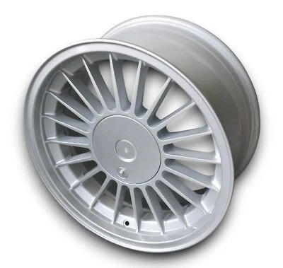 Spoke Style silber Leichtmetallfelgen für BMW 1502 - 2002 E10 6x15 ET 12 - Bild 1 von 3