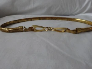 Vintage Ladies Rich Gold Toned HORSE BIT Snake Link Thin Flex 1/2" Belt 23-28" - Picture 1 of 4