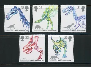 Juego completo de estampillas de dinosaurios de Gran Bretaña #1387-1391 montadas sin montar o nunca montadas - Imagen 1 de 1