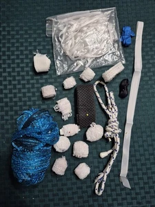 Mixed Lot of Vintage Lace Trim Various Lengths Widths Colors - Picture 1 of 5