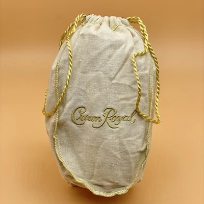 批量 6 件 Crown Royal 限量版搅拌机混搭袋 奶油和金色 中号 9 英寸 — 第 1/4 张图片