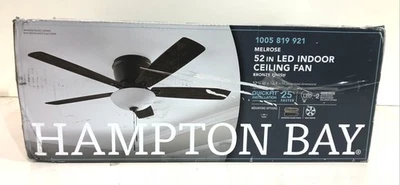 Hampton Bay Melrose 52 pol. Ventilador de teto interno LED Hugger bronze classificação seca - Imagem 1 de 3