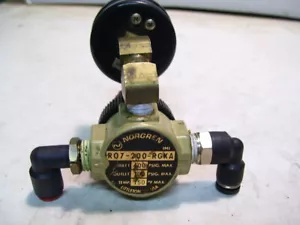 NORGREN R07-200-RGKA 0-100PSI USCITA 400PSI IN MAX CON CALIBRO 0-160PSI P3367 - Foto 1 di 3