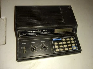 Realistic Programmable Scanning Receiver Pro-57 10 Channel Direct Entry Scanner - Zdjęcie 1 z 4