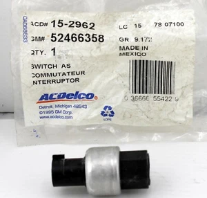 Interruptor de ciclismo embrague aire acondicionado Chevrolet GMC 1990-2000 OEM GM 52466358 - Imagen 1 de 7