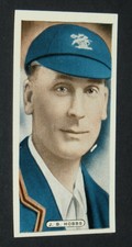 ARDATH CIGARETTES CARD 1935 CRICKET CELEBRITIES #18 J. B. HOBBS SURREY