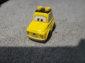 LEGO DUPLO DISNEY PIXAR CARS #95 LUIGI YELLOW TAXI 10857 PISTON CUP RACE