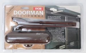 Cierre de puerta Ryobi Doorman Maxi-Force marrón hasta 140 lb 38' de ancho DM103UL - Imagen 1 de 2