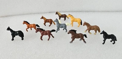 Vintage Safari Ltd Mini Plastic Horse Figurines Mixed Breeds Lot of 10 Horses 2" - Image 1 of 4