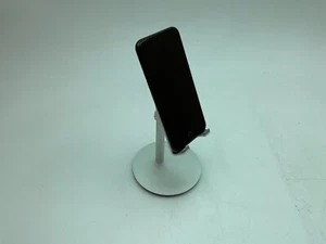 Apple IPHONE SE 2 BLACK 4GB RAM - 128GB Storage - Picture 1 of 1