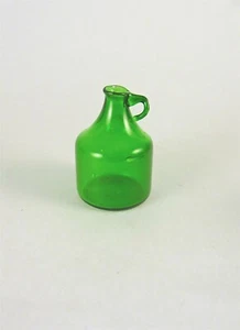 Puppenhaus Miniatur grüner Glaskrug, 1" hoch, HB412 - Bild 1 von 1