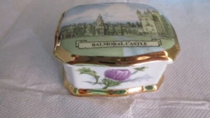 BALMORAL CASTLE FINE BONE CHINA TRINKET BOX IN ORIGINAL BOX - Picture 1 of 2