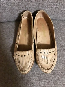 Vintage Endicott Johnson Ladies Loafers Mocs size 6 / 6.5 B Leather Tan EUC - Picture 1 of 8