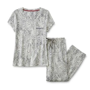 Ladies Juniors Pajama Set Print   Size XL  NWT - Picture 1 of 1