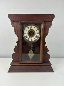 Antique Gilbert Gingerbread Oak Parlor Kitchen Clock With Key - Picture 1 of 13