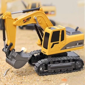 Remote control excavator - Picture 1 of 5
