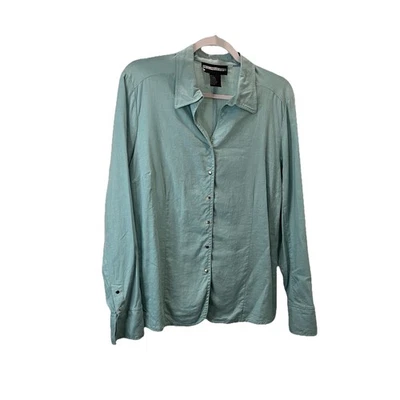 Camisa manga larga abotonada mezcla de lino Requirements azul claro para mujer talla L Foto 1 de 4