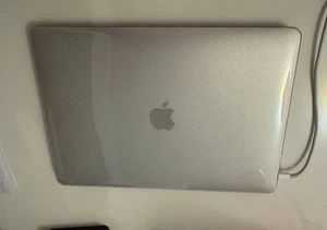 Apple MacBook Pro 13” (2017) 8GB 128GB – Cracked Screen – Parts or Repair - Afbeelding 1 van 11