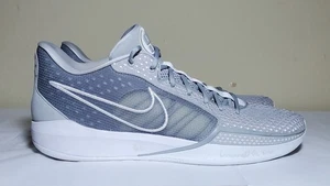 Nike Sabrina 1 Schuhe Damengröße 17,5 – FQ3391-010, wolfsgrau/weiß (Herren 16) - Bild 1 von 24