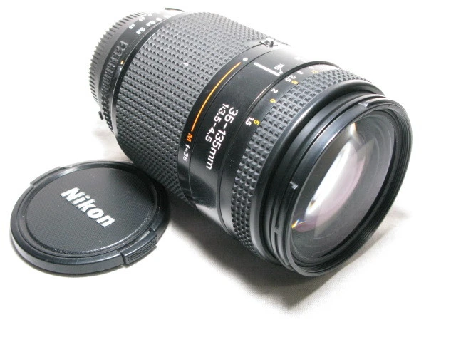 NIKON AF NIKKOR 35-135mm 1:3.5-4.5 MACRO ZOOM LENS - Image 1 of 1