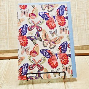 Tarjeta de felicitación Hallmark en blanco para todas las ocasiones mariposas azul rojo dorado - Imagen 1 de 7